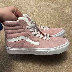 BNWT Sk8 Hi Vans